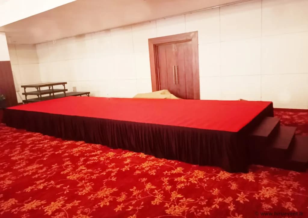 Fashion Show Ramp & Catwalk indoor stage setup